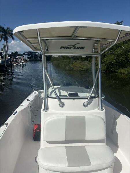 26' 2014 Pro-Line 26 Super Sport
