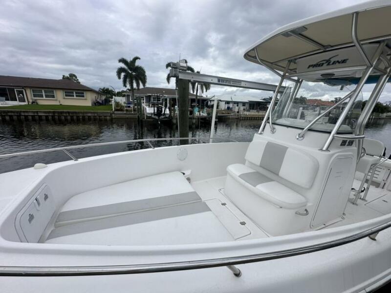 26' 2014 Pro-Line 26 Super Sport