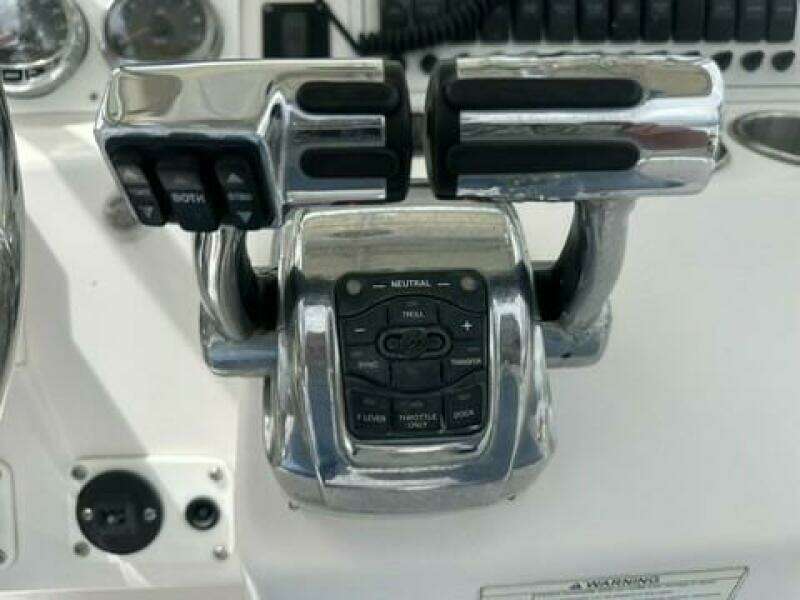 26ft Pro Line Yacht For Sale