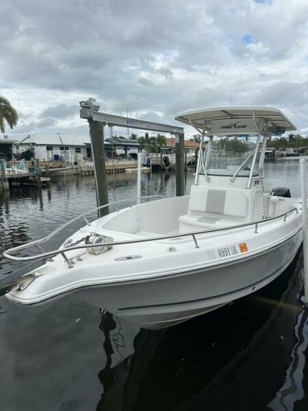 26' 2014 Pro-Line 26 Super Sport