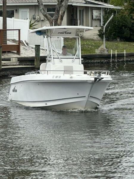 26' 2014 Pro-Line 26 Super Sport