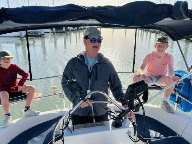 Treinta y Tres 33ft Hunter Yacht For Sale