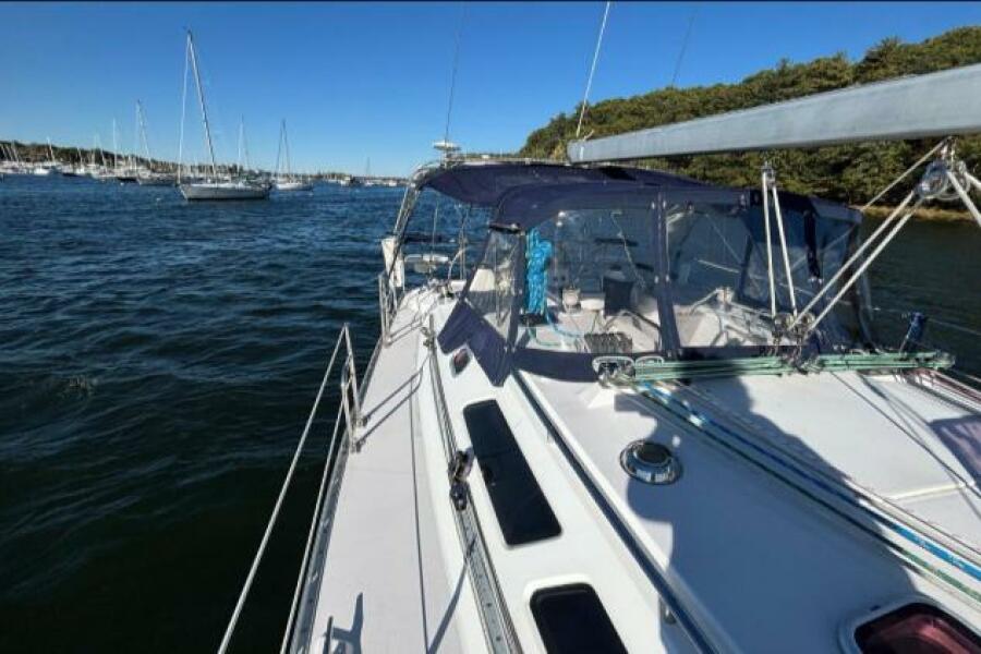 40' 2004 Catalina 400