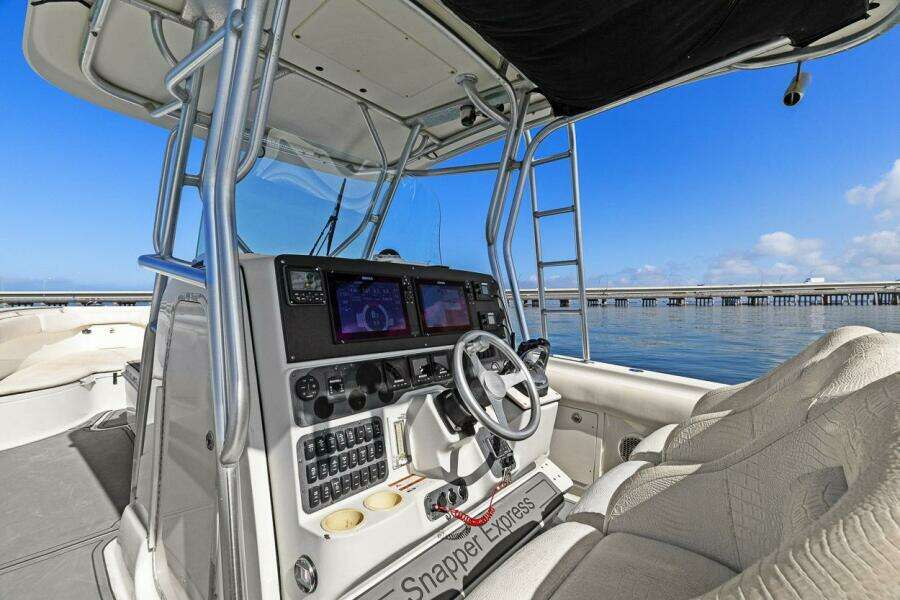 33ft Hydra Sports Yacht For Sale