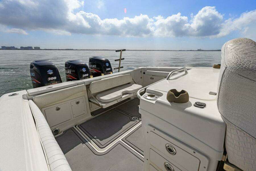 33ft Hydra Sports Yacht For Sale