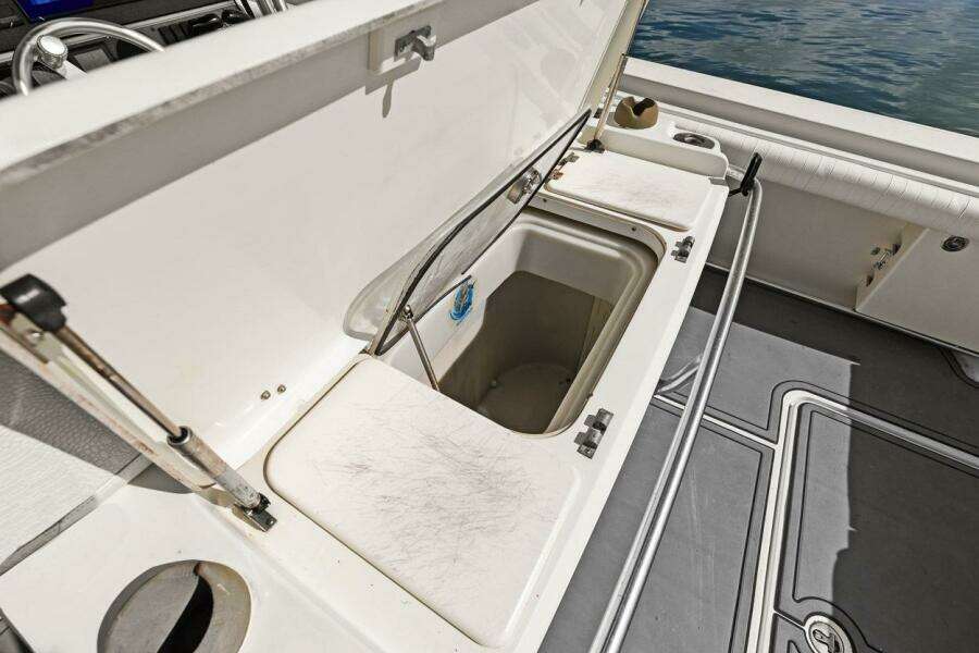 33ft Hydra Sports Yacht For Sale