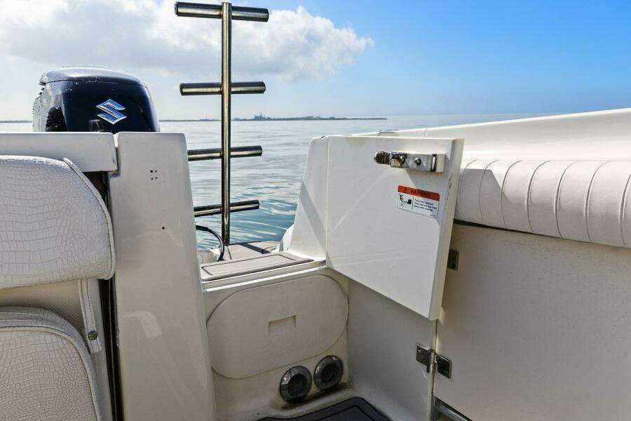 33ft Hydra Sports Yacht For Sale