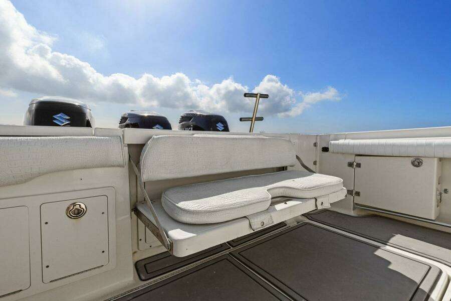 33ft Hydra Sports Yacht For Sale