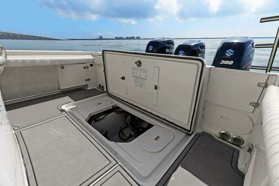 33ft Hydra Sports Yacht For Sale