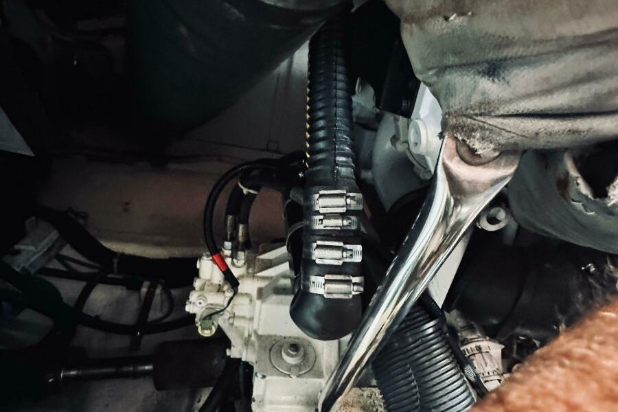 34' 2007 Sabre 34 Express