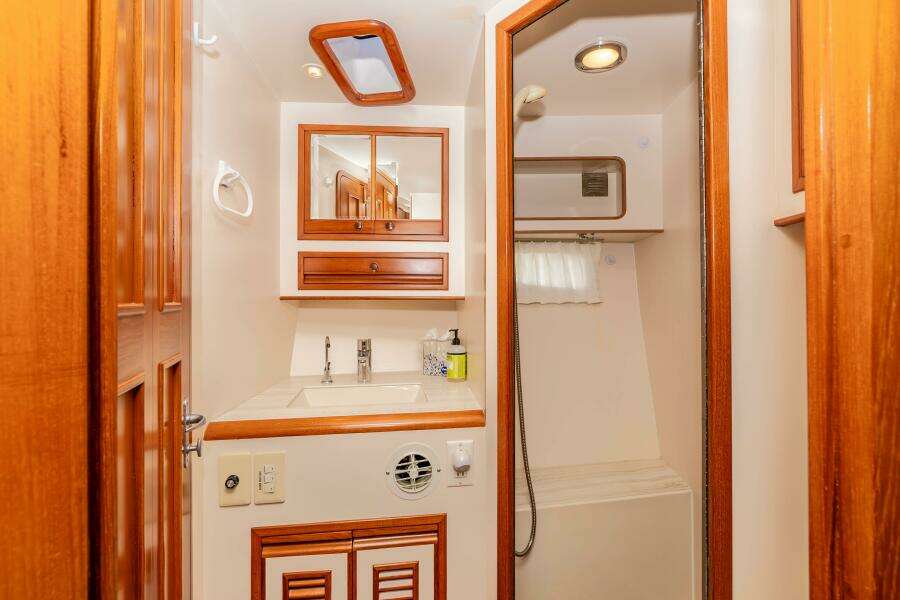 Stolen Moments 63ft Offshore Yachts Yacht For Sale