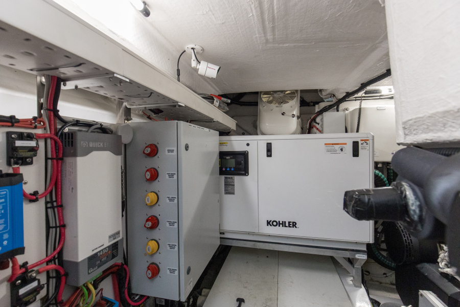 60' 2020 Azimut S6 Sportfly