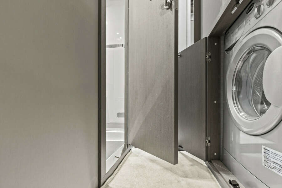 60ft Azimut Yacht For Sale