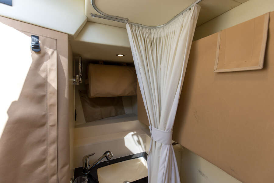 60ft Azimut Yacht For Sale