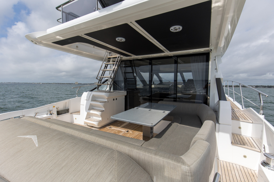 60' 2020 Azimut S6 Sportfly