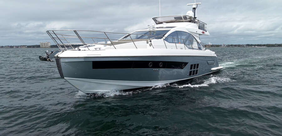60ft Azimut Yacht For Sale