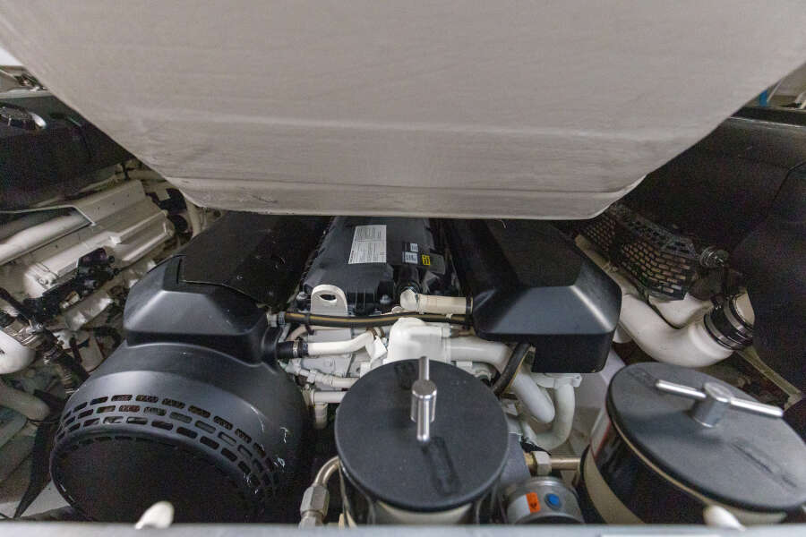 60ft Azimut Yacht For Sale