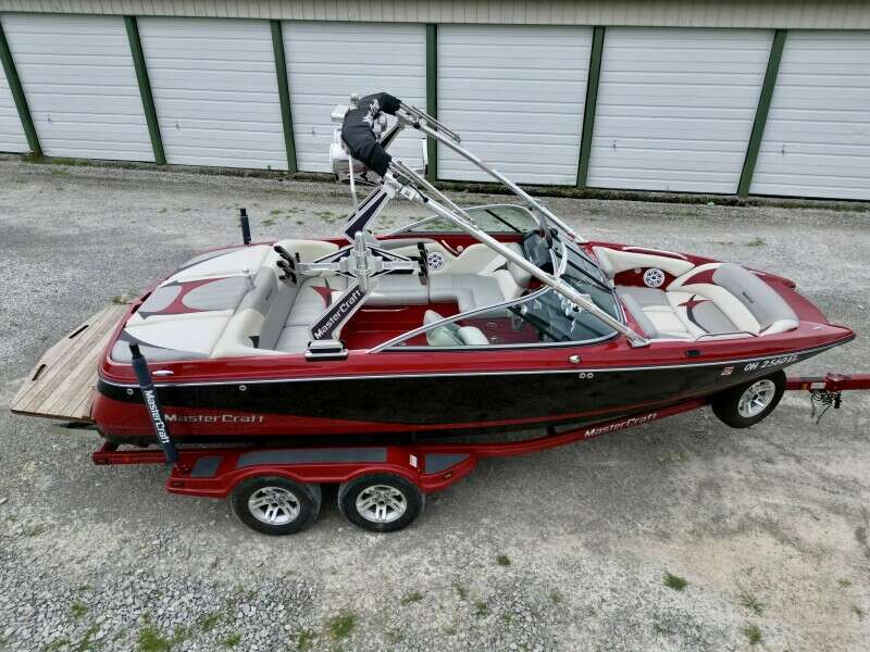 20ft Mastercraft Yacht For Sale
