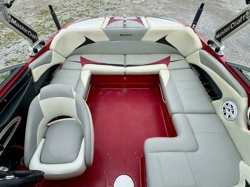 20ft Mastercraft Yacht For Sale