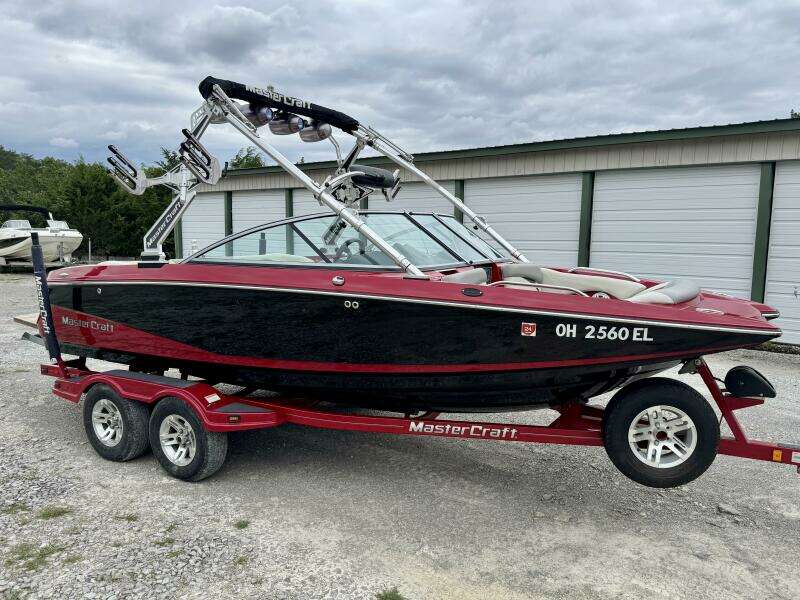 20ft Mastercraft Yacht For Sale