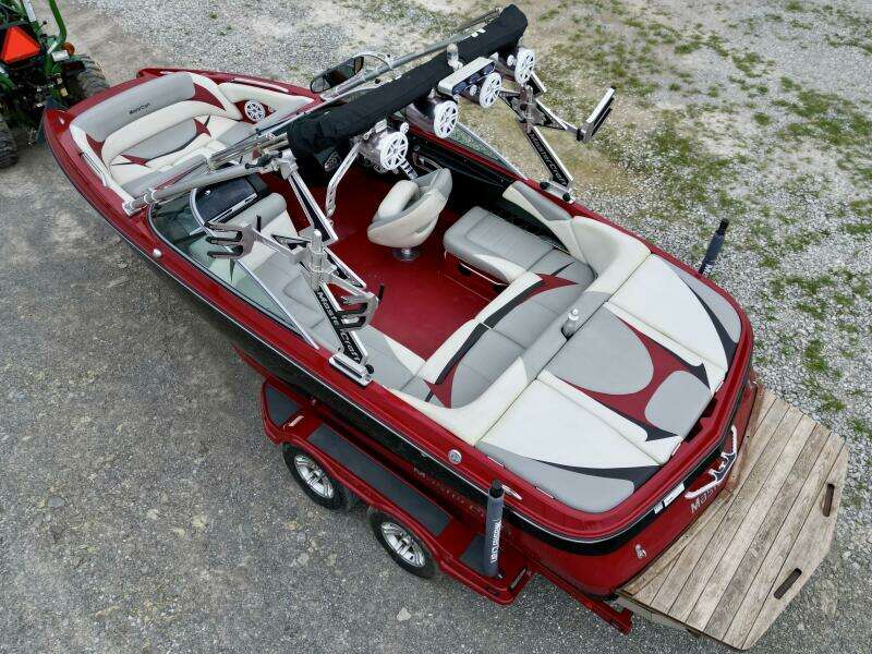 20ft Mastercraft Yacht For Sale