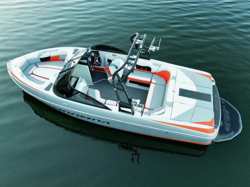 22' 2016 Moomba Craz