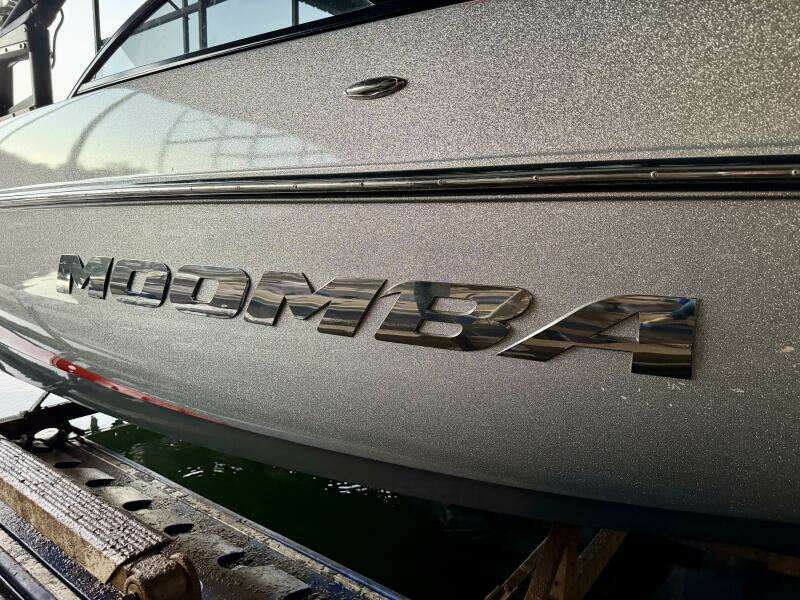 22ft Moomba Yacht For Sale