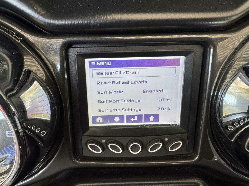 22ft Moomba Yacht For Sale