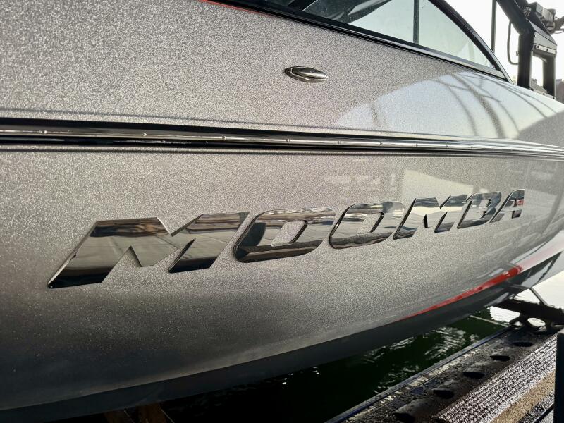 22' 2016 Moomba Craz