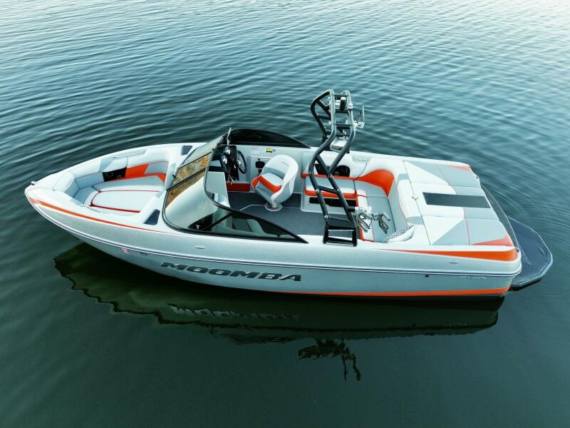 22' 2016 Moomba Craz