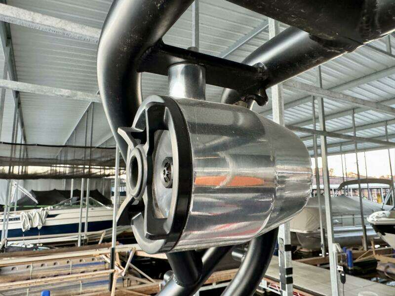 22ft Moomba Yacht For Sale