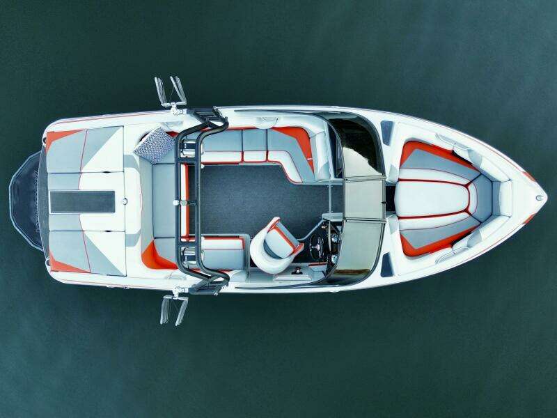 22ft Moomba Yacht For Sale