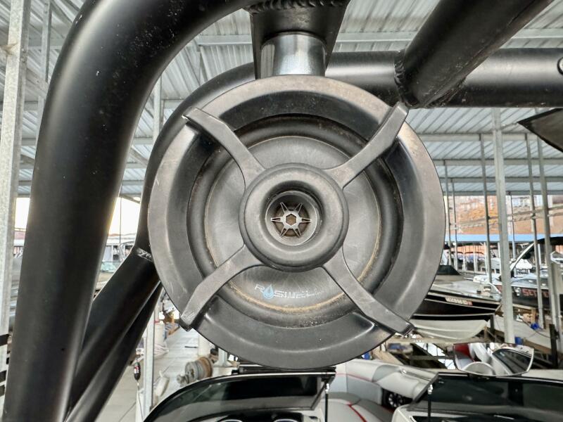 22' 2016 Moomba Craz