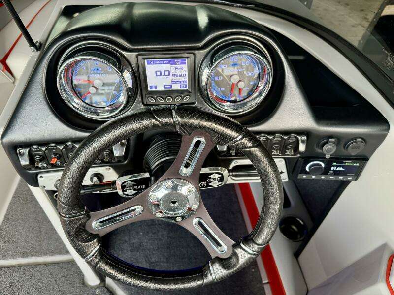 22ft Moomba Yacht For Sale