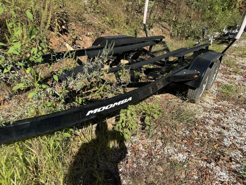 22' 2016 Moomba Craz