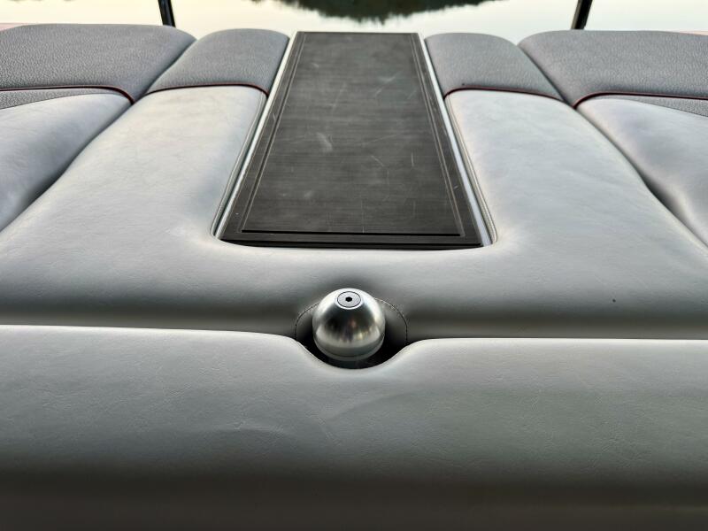 22' 2016 Moomba Craz