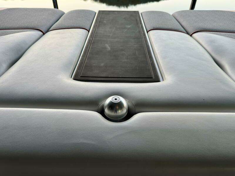 22ft Moomba Yacht For Sale