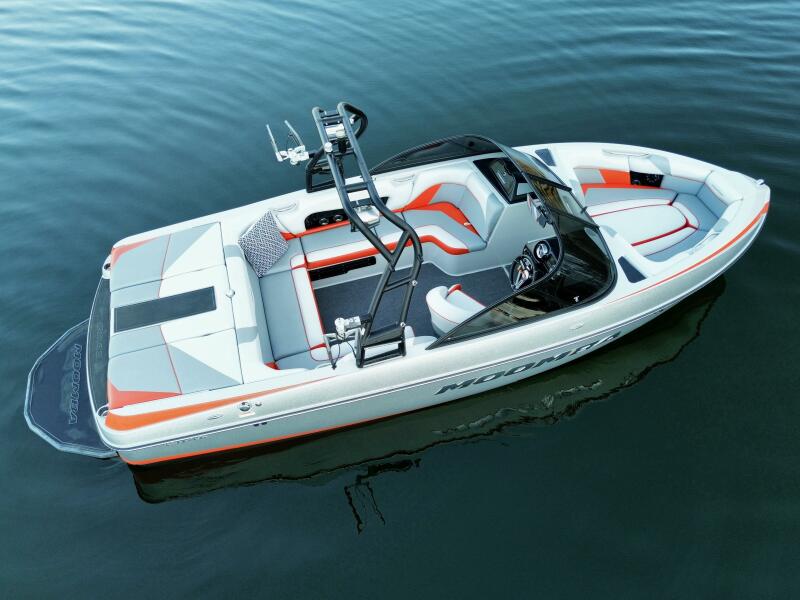 22' 2016 Moomba Craz