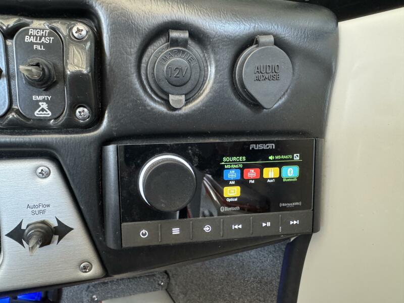 22' 2016 Moomba Craz