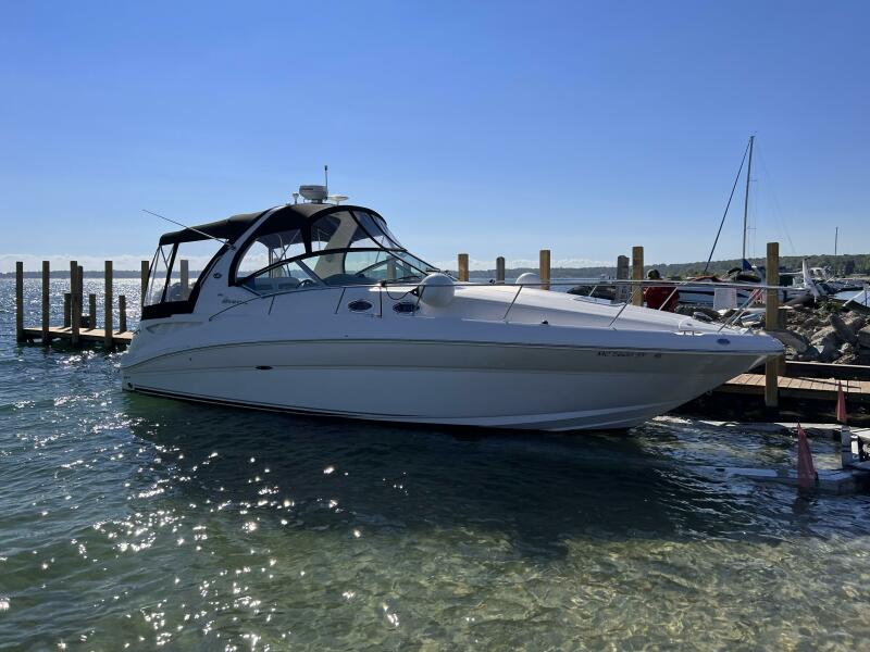 32' 2006 Sea Ray 320 Sundancer