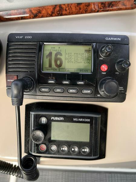 32' 2006 Sea Ray 320 Sundancer