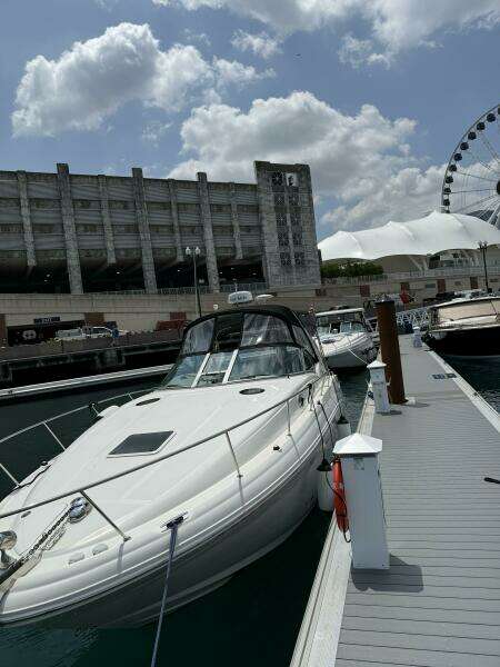 32ft Sea Ray Yacht For Sale