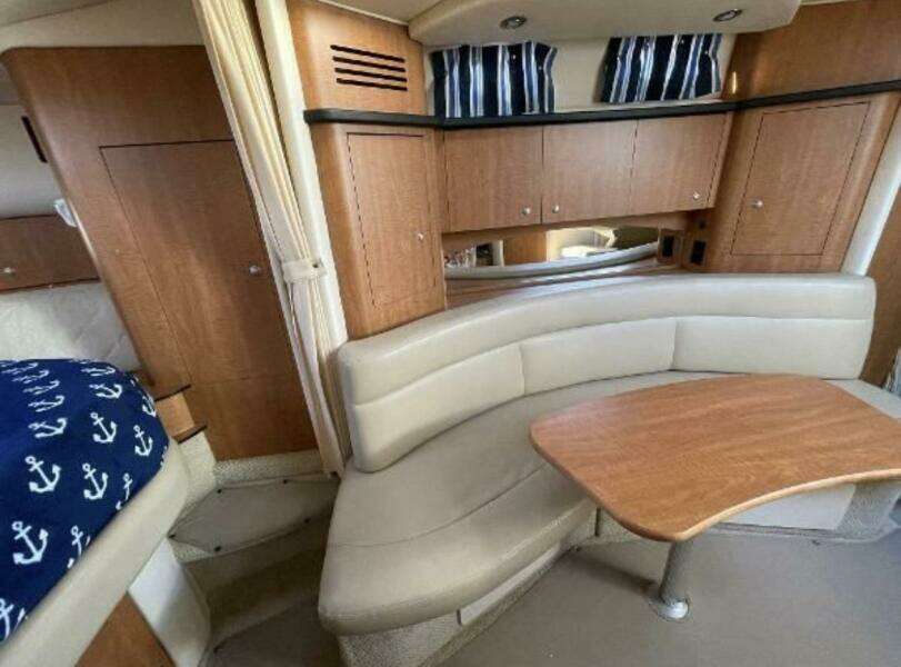 32ft Sea Ray Yacht For Sale