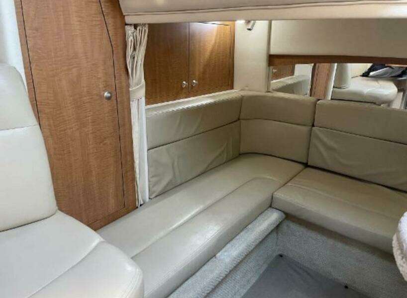 32ft Sea Ray Yacht For Sale