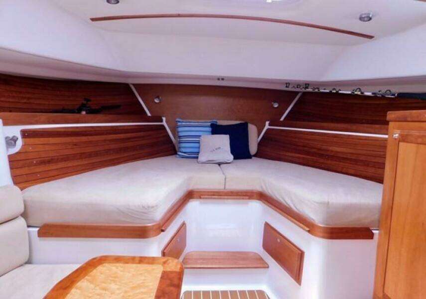 33ft Back Cove Yacht For Sale