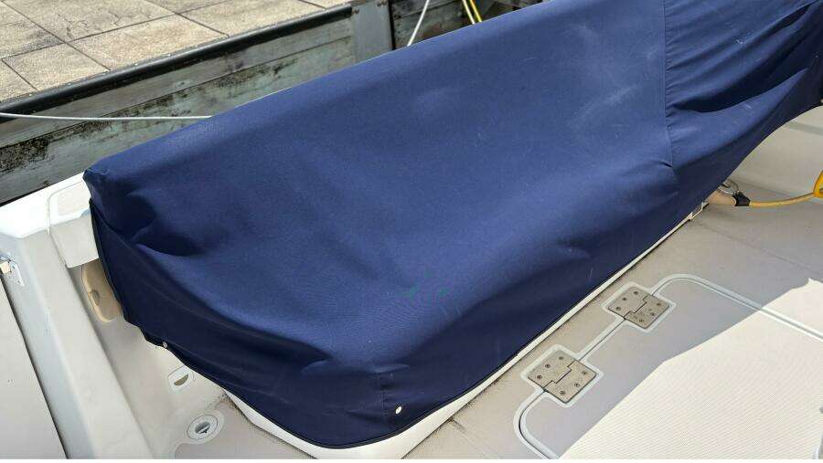 33ft Back Cove Yacht For Sale