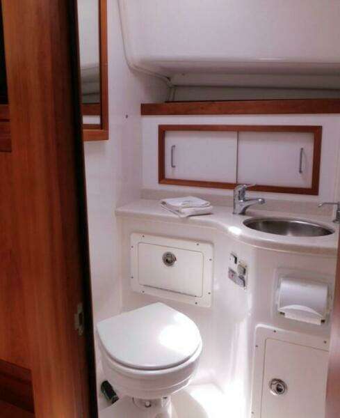 33ft Back Cove Yacht For Sale