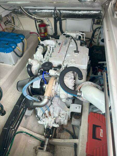 33ft Back Cove Yacht For Sale