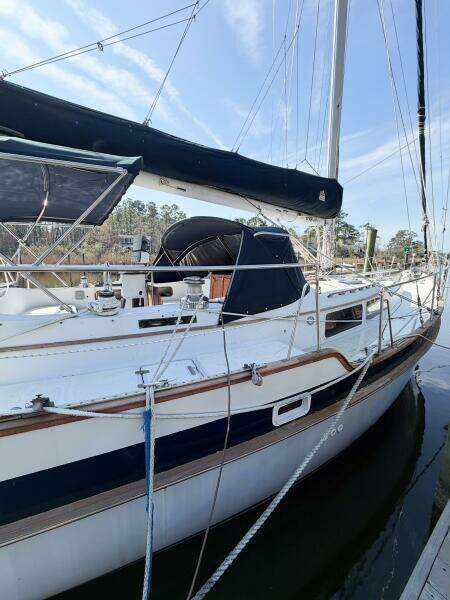 DHARMA 43ft Irwin Yacht For Sale