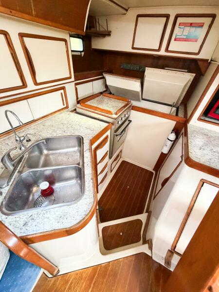 43' 1989 Irwin 43 Mark III